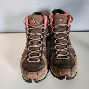 EUC Columbia Techlite Hiking Boots
